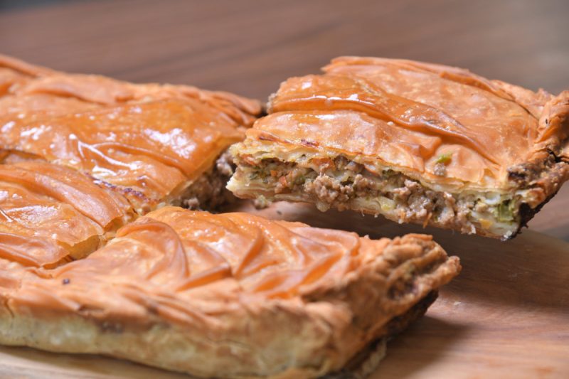 6-piece square Minced meat pie